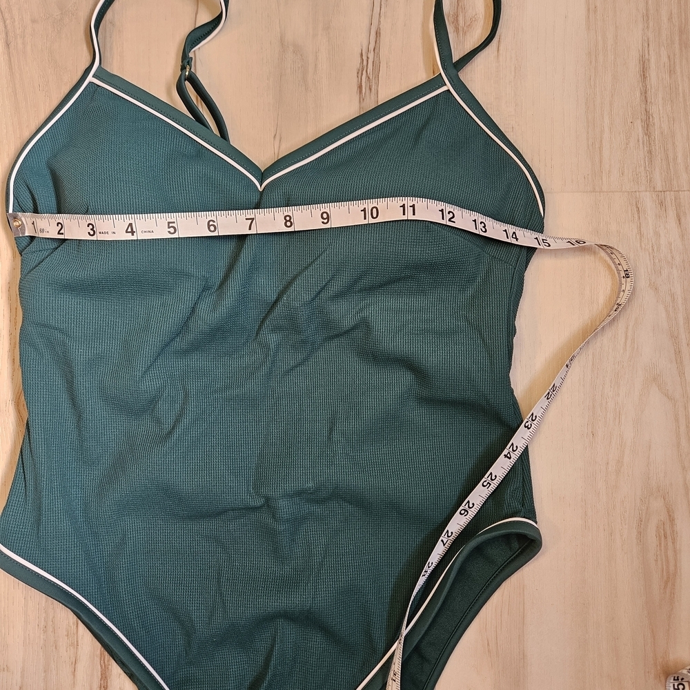 Shade & Shore NWT Green High Leg One Piece Swimsuit Women's Large Cheeky V Neck - Picture 5 of 11